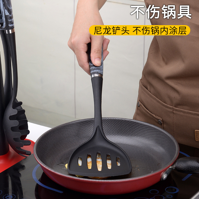 餐具实物图