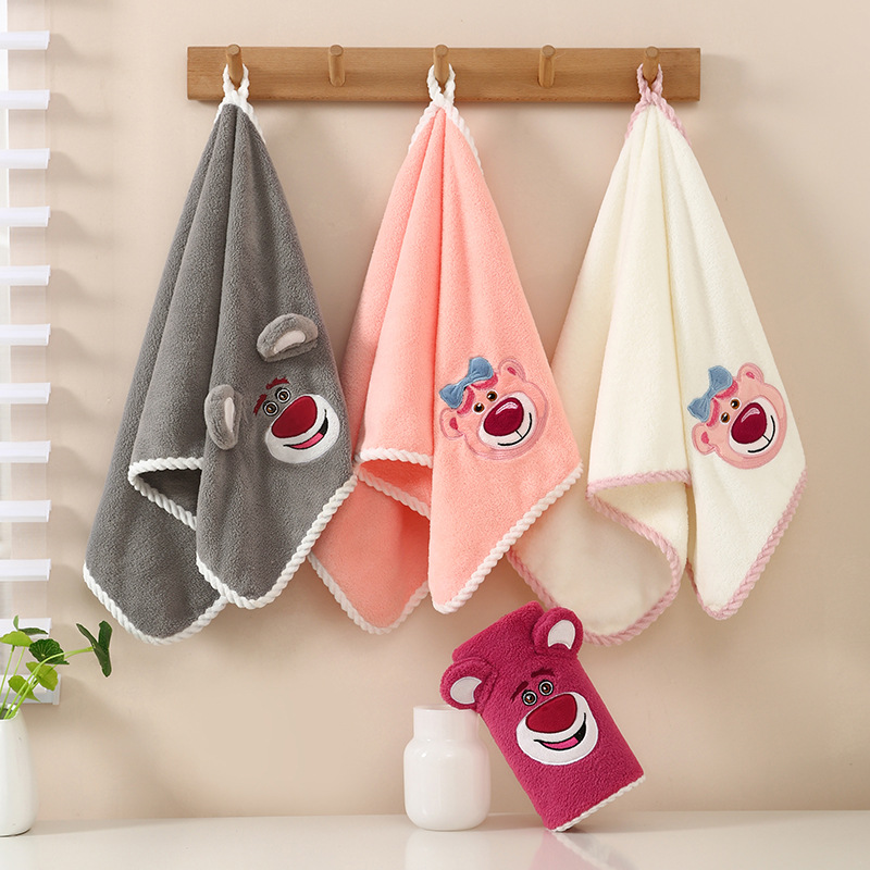 Coral fleece strawberry bear towel bath towel wholesale Cartoon cute absorbent household adult and children's face towel Application Scenario