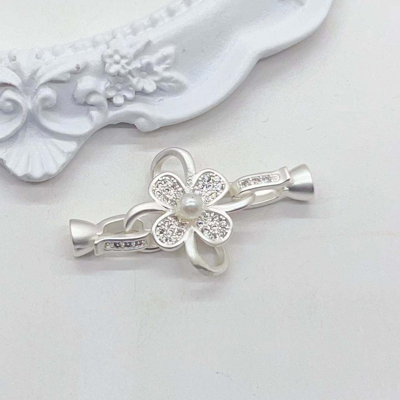 diy pearl buckle, necklace, bracelet, link buckle, end buckle, clover OT buckle, handcrafted universal buckle accessory details Picture