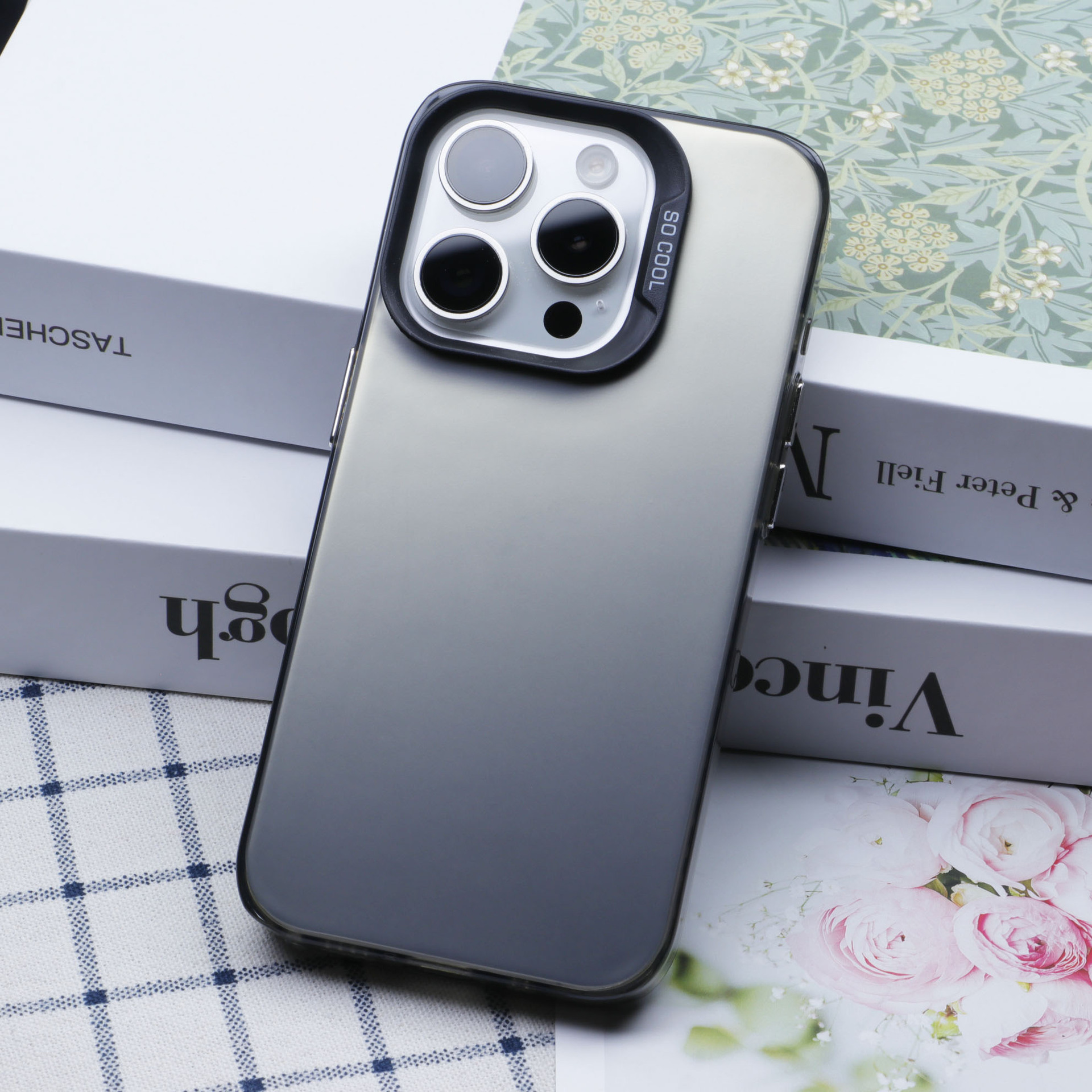 新款适用12苹果15高级感手机壳14pro彩银简约磨砂13promax防摔IMD