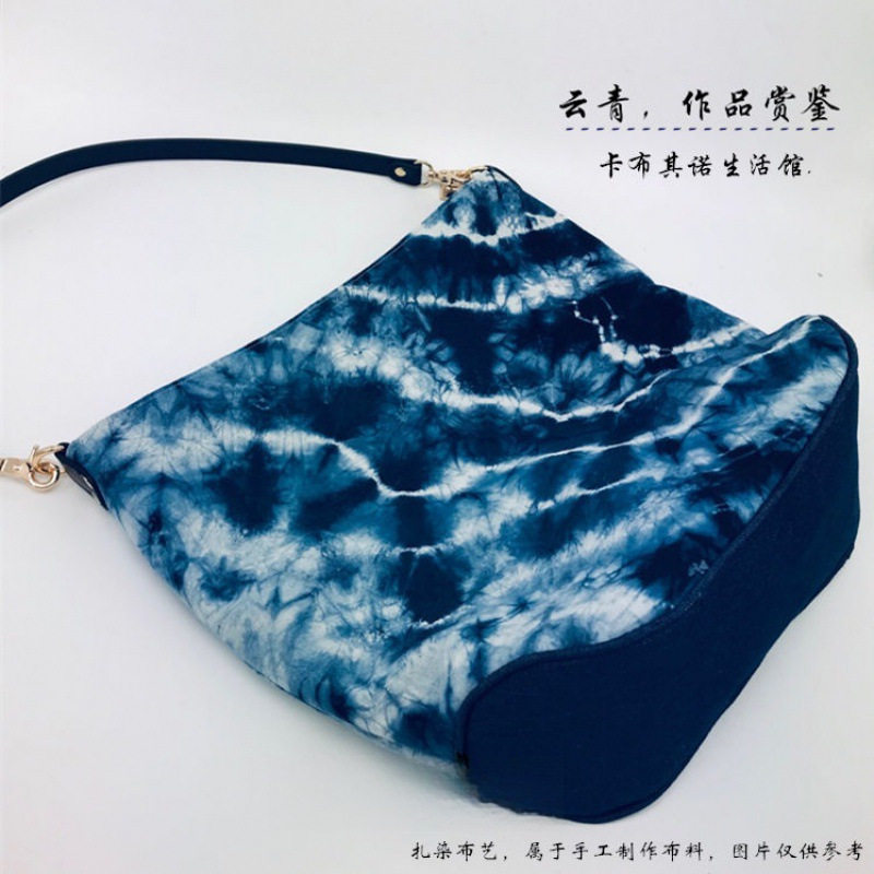 牛奶些布料/幻彩蝴蝶网纱面料/中式古风布匹产品图