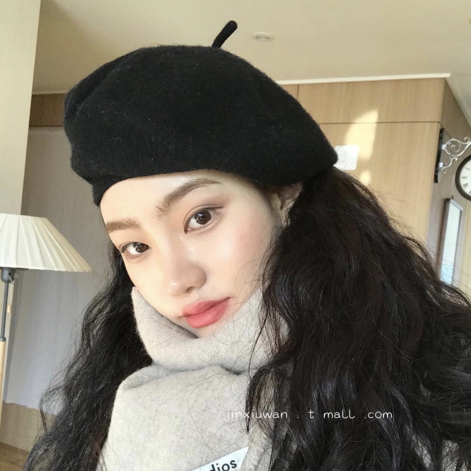 贝雷帽女秋冬产品图