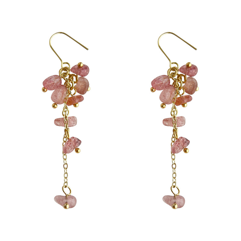Forest-themed super fairy natural stone strawberry crystal original design handcrafted earrings, sweet, fresh and unique ins earrings Item Picture
