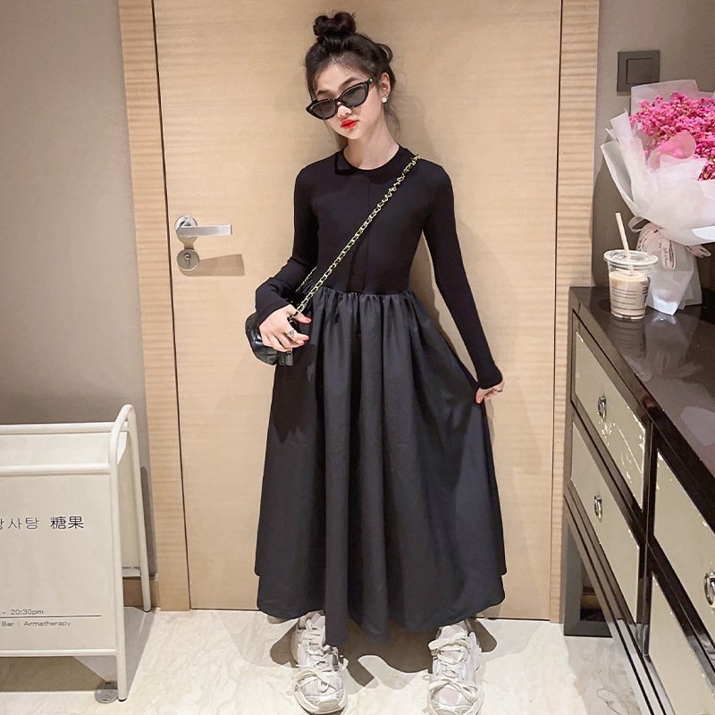 Orange tiger girl black Hepburn style knitted dress 2023 autumn waist slimming long A-line skirt tide full figure