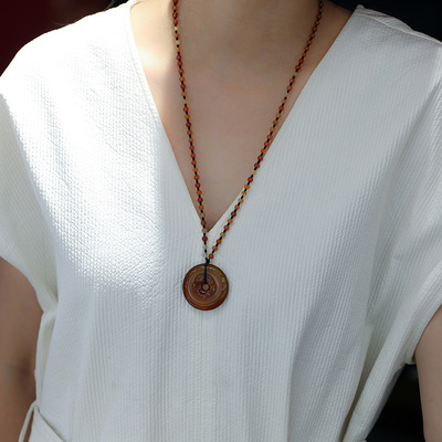 Wholesale of natural red chalcedony necklace, chalcedony peace pendant, all-agate sweater chain, simple and retro peace pendant Item Picture