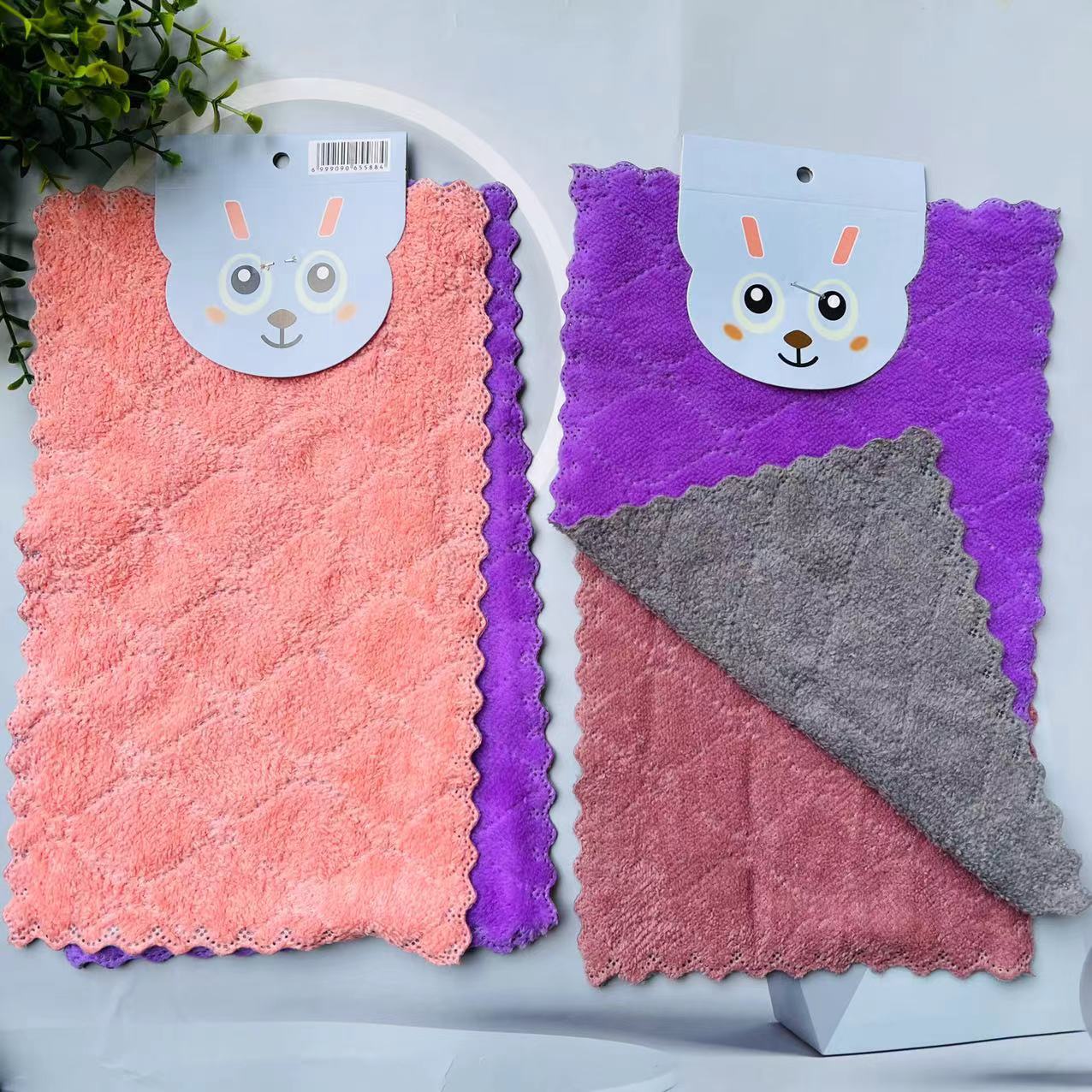 【 Zone 2-12 】 Two one-card cleaning cloths, 40 cards per pack, 1000 cards per box. Two one-card cleaning cloths, two-color dishcloths, coral fleece scouring pads, absorbent cleaning cloths. Affordable. 2 pieces per pack, 1 yuan. Supply details Picture
