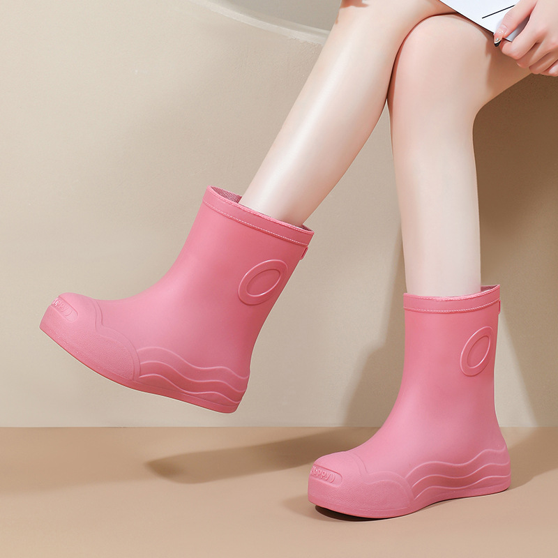 女士中筒防水防滑雨靴彩色糖果色耐磨时尚韩版外穿轻便网红款雨鞋