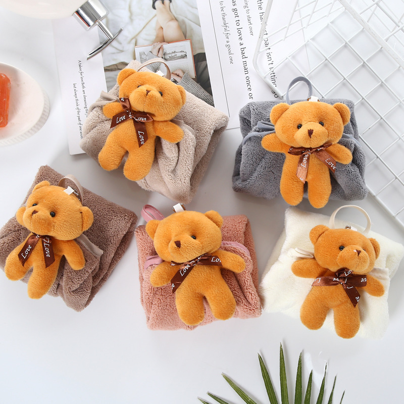 【 Chi Jia 】 Coral Fleece hanging thickened cloth, cute bear hand towel, kitchen and bathroom absorbent towel details Picture