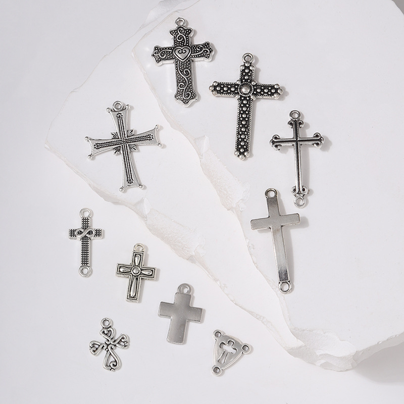 Cross-border hot-selling DIY alloy accessories, necklaces, bracelets, pendants, mini cross ornaments, factory direct sales Application Scenario