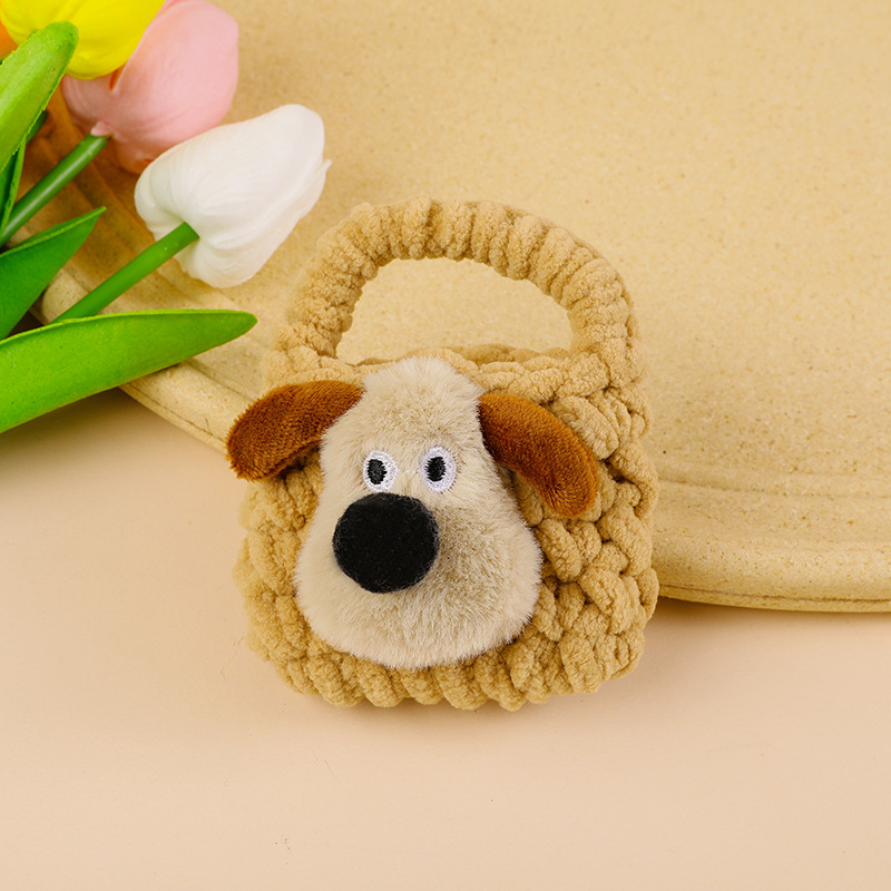 Cartoon plush hand-knitted coin purse storage bag, Bluetooth earphone case, cute children's pendant, small schoolbag Application Scenario