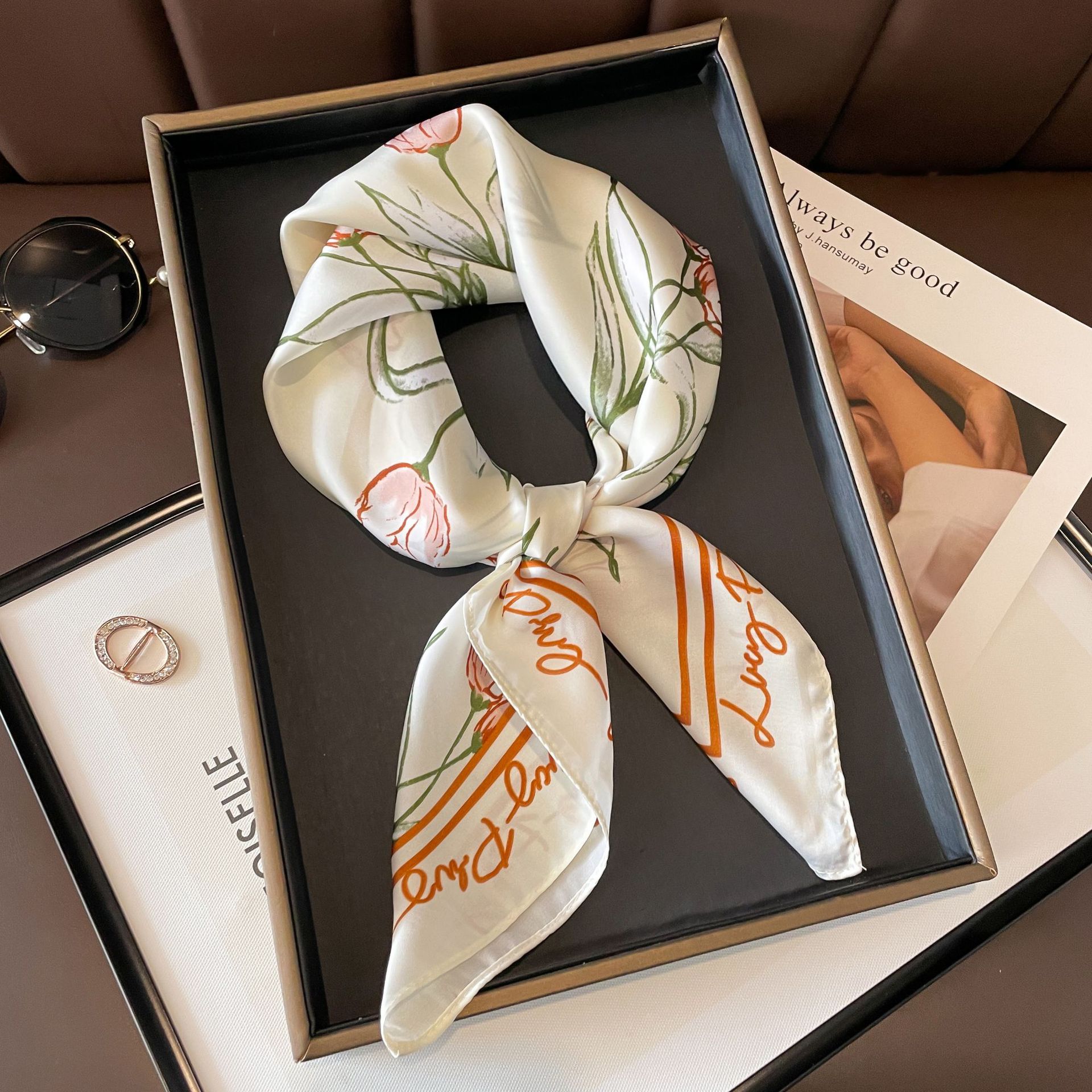 New Small Square Scarf 70Cm South Korean Plant Flowers Satin Square Scarf Silk Women Decorated Small Shawl Neck Specification drawing