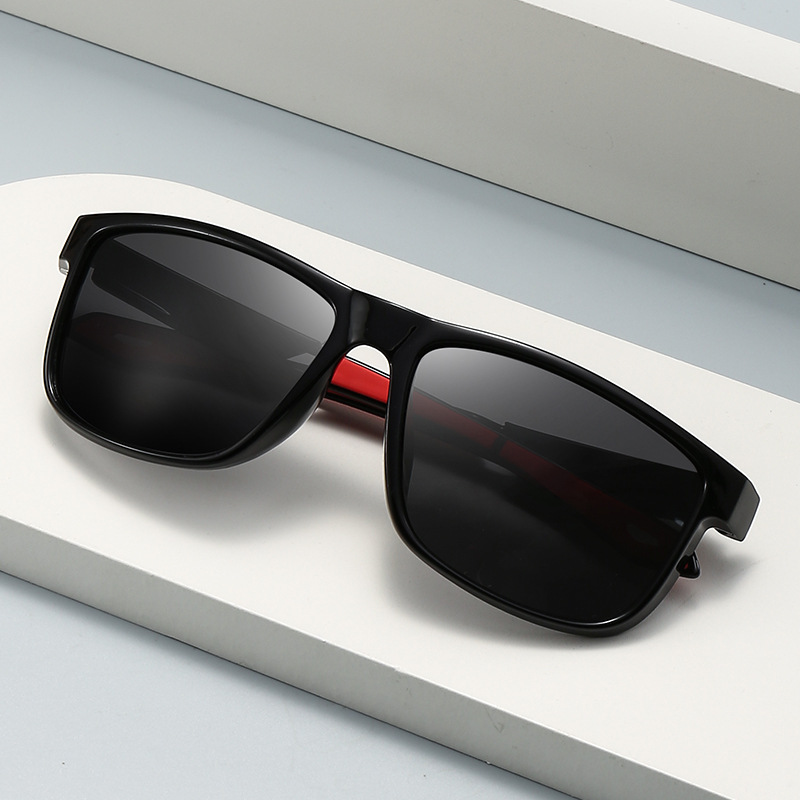 New outdoor polarized sunglasses, men's sports color-changing driving frame 3235 cycling sunglasses details Picture