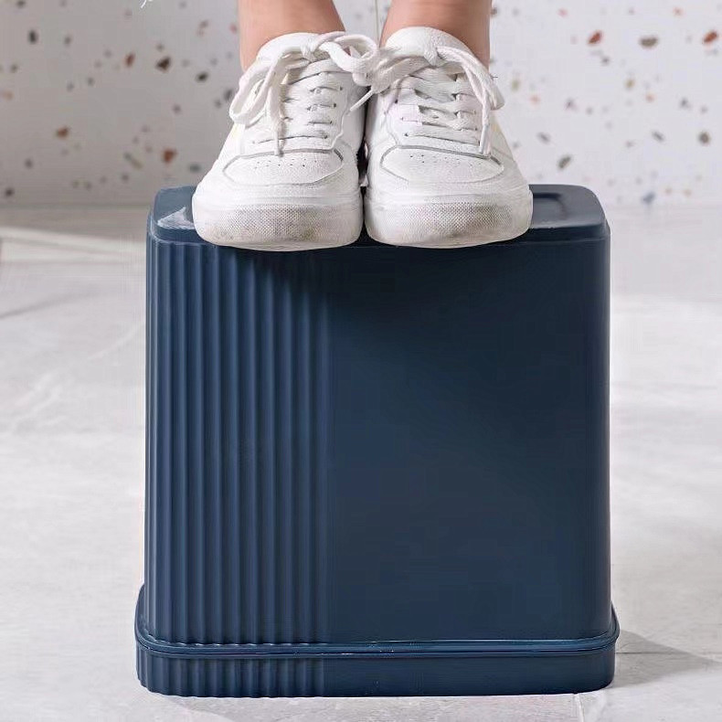Sewn garbage can household with lid bedroom toilet toilet deodorant garbage basket Narrow slit large capacity toilet paper bucket 0846-8807 details Picture
