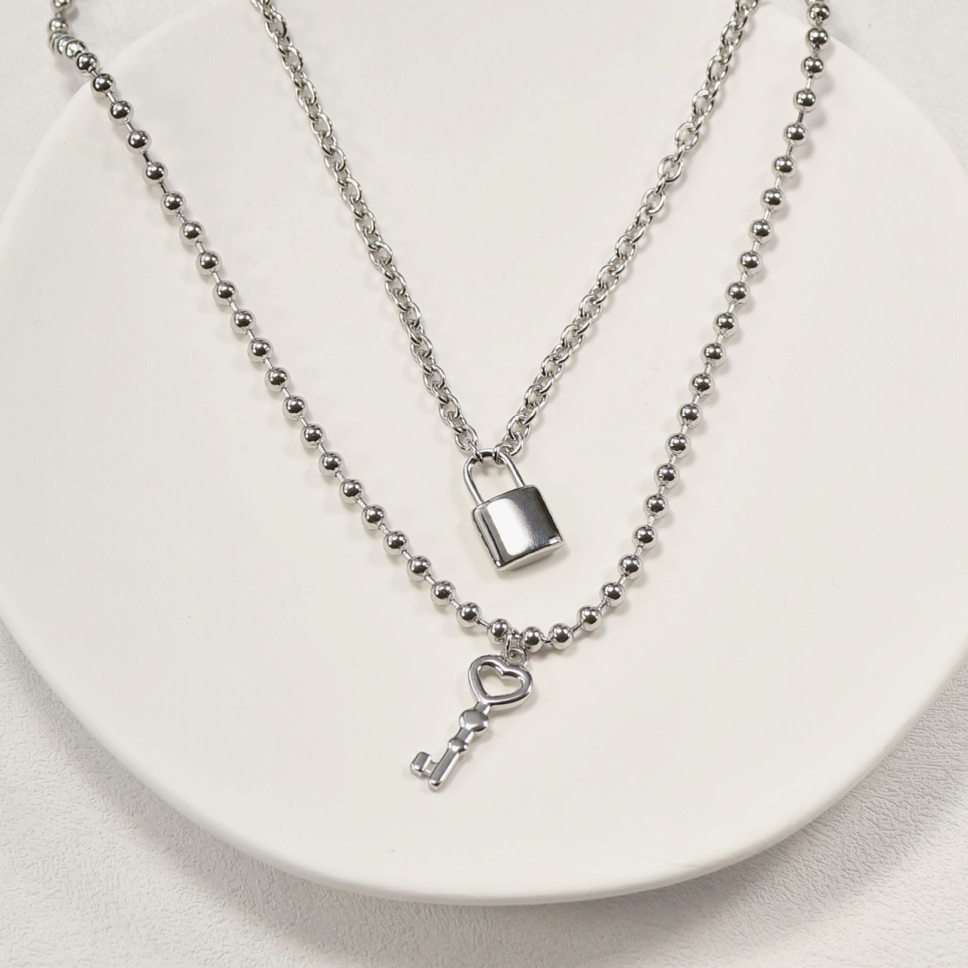 欧美INS冷淡风双层时尚钥匙锁扣街头嘻哈小众吊坠高级锁骨项链