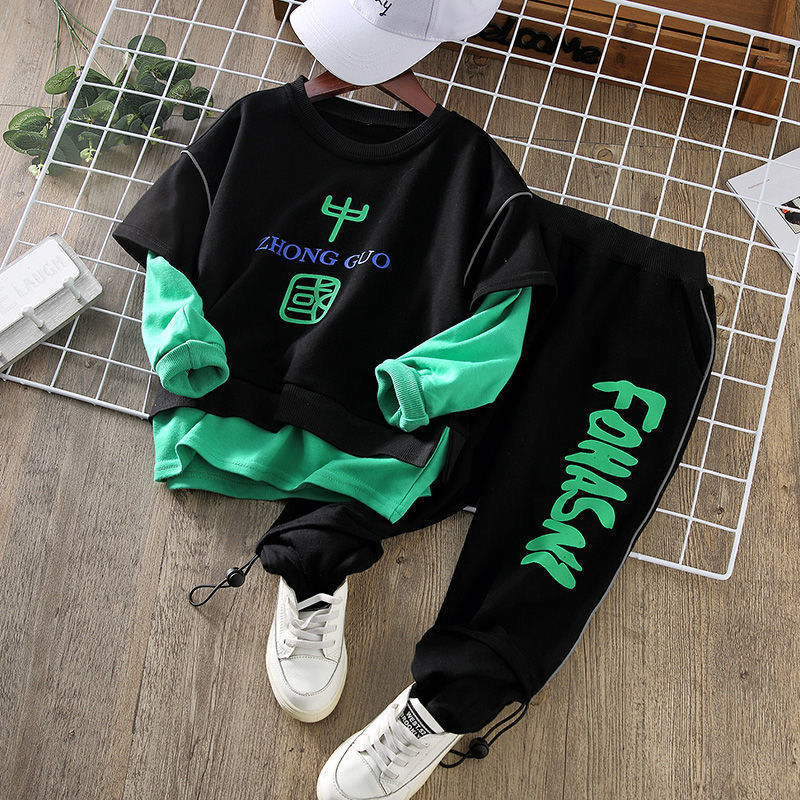 The new trendy and stylish two-piece Korean-style sporty sweatshirt set for men and boys in autumn and winter Item Picture