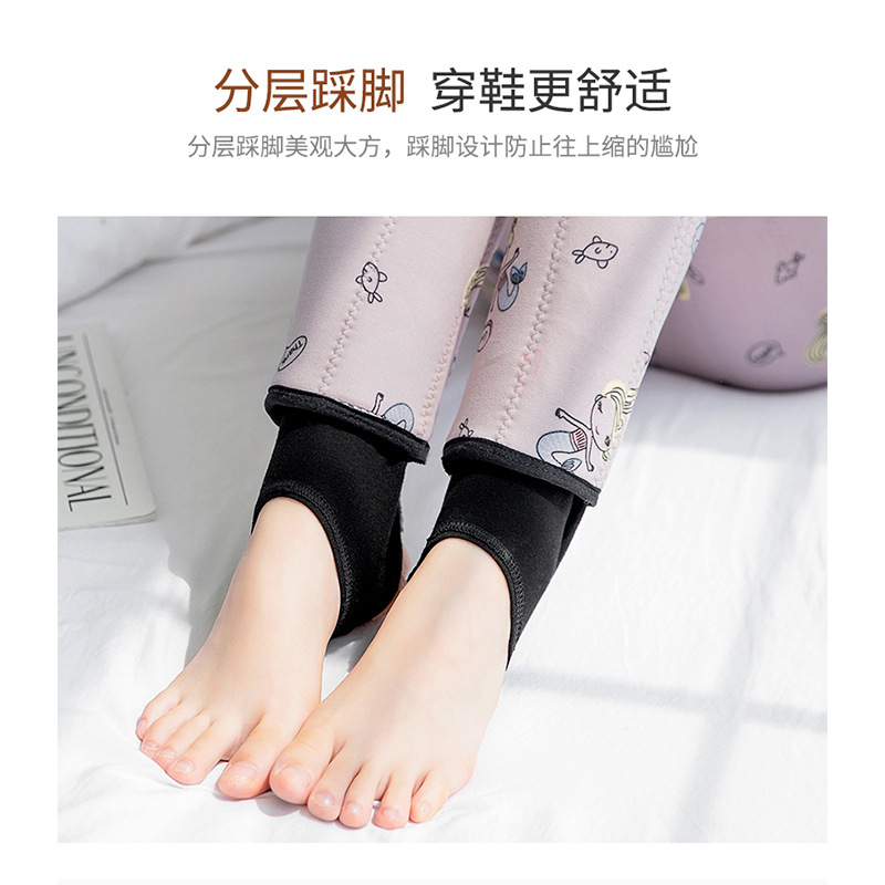 2022 Northern Extra Thick Children's Thermal Pants Silk Cotton Winter Girls' Leggings Plus Fleece Thickened Foot Pants Application Scenario
