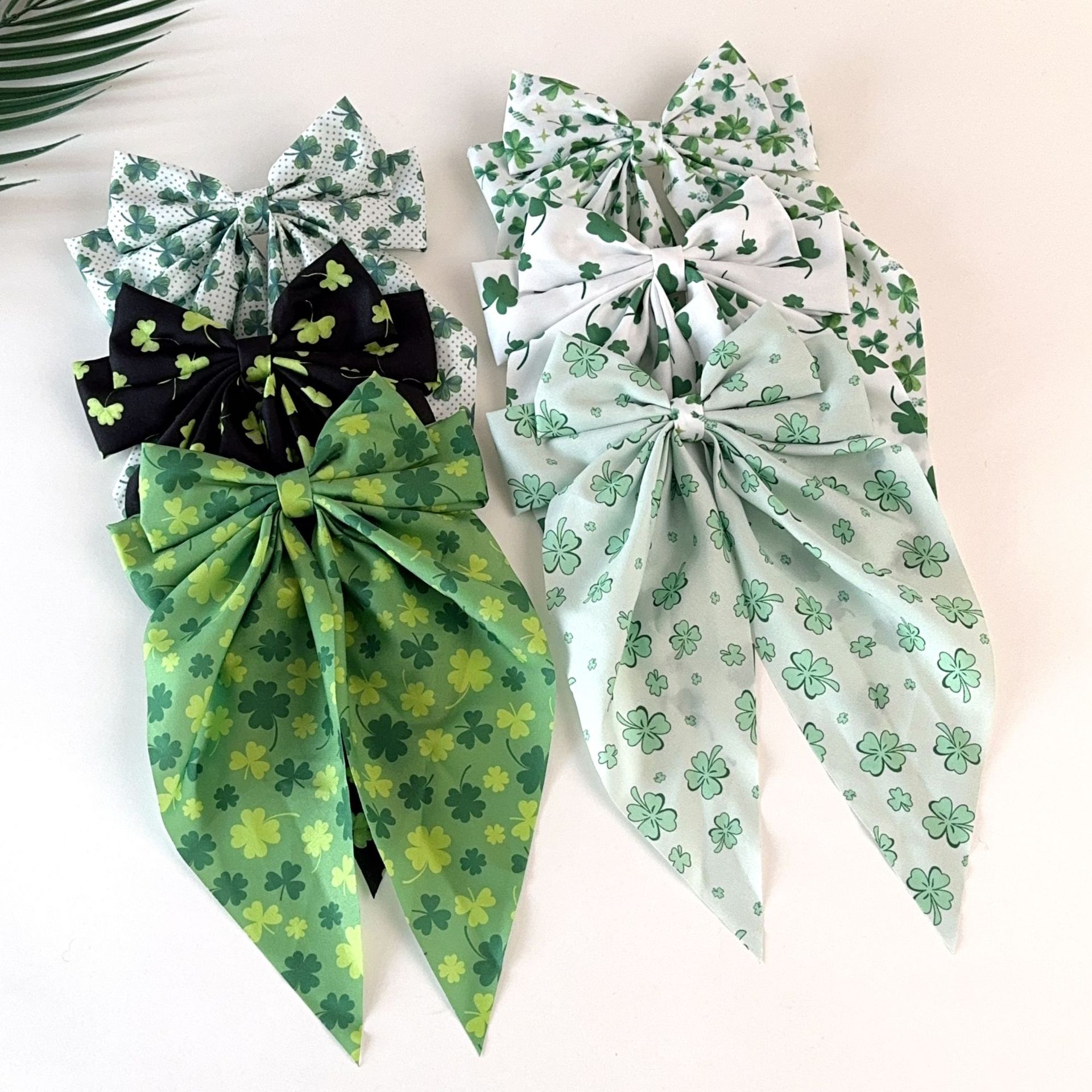 圣帕特里克节蝴蝶结发饰新款绿色四叶草飘带弹簧夹优雅发夹发饰