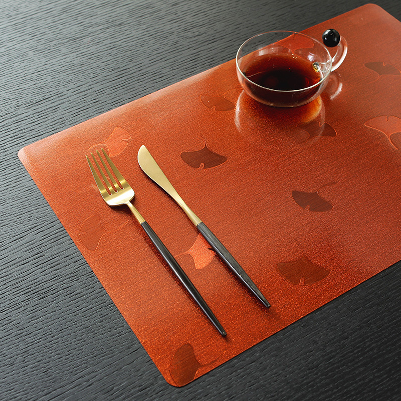Womei European-style rectangular hot stamping ginkgo leaf brushed placemats, ins style, simple, modern, fashionable, elegant, creative PVC heat insulation, anti-slip, eco-friendly table MATS, Western placemats Application Scenario