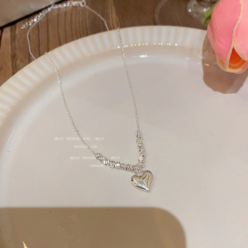 ins潮网红同款立体爱心项链女轻奢小众百搭气质条纹圆珠锁骨链详情图4