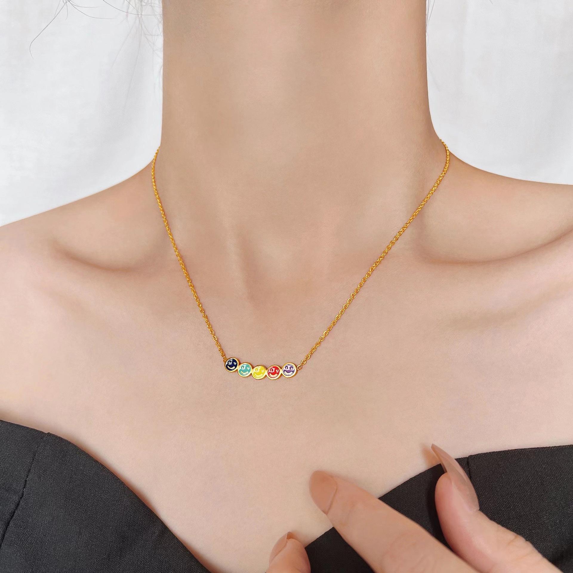 Small and colorful mini smiley face necklace for women, titanium steel rainbow smiley face collarbone chain, non-fading, high-end and niche pendant details Picture