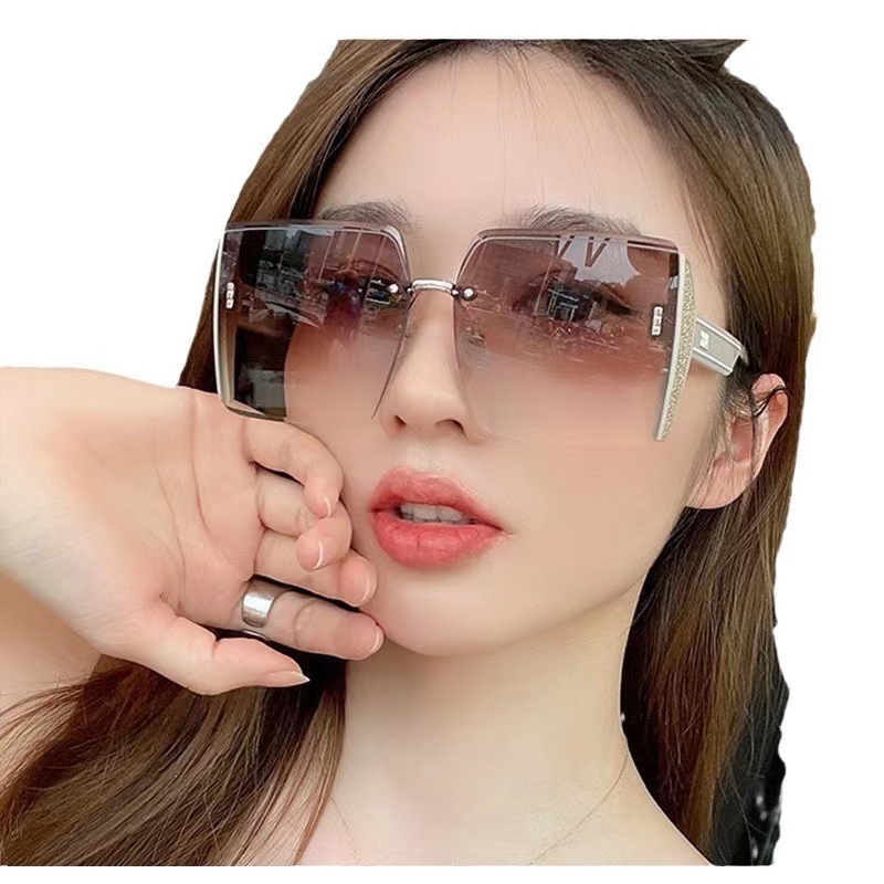 高级感方形无框切边太阳镜网红个性新潮酷墨镜女大脸显瘦时尚眼镜