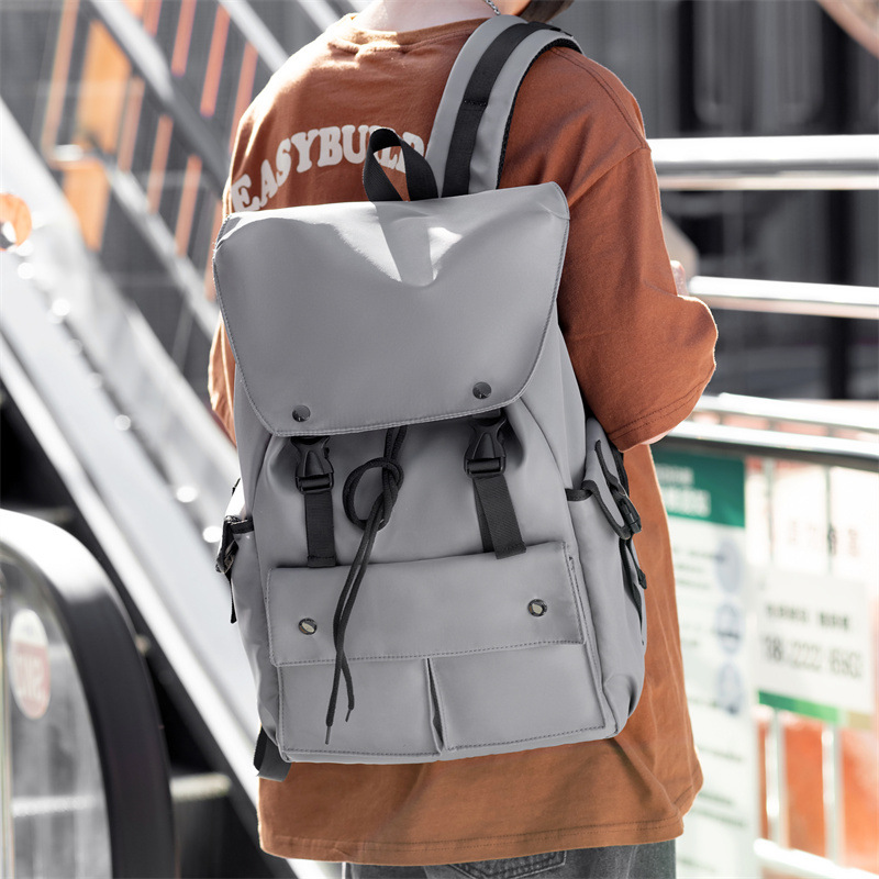 新款双肩包时尚休闲包笔记本电脑包简约户外背包潮搭大学生书包