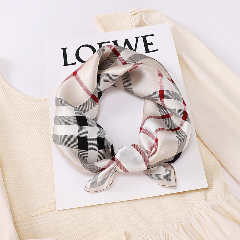 Tie Bag New Style Silk Scarf Fashion Silk Small Square Scarf Everything Printed Mulberry Silk Scarf Casual Small Silk Scarf Scarf details Picture