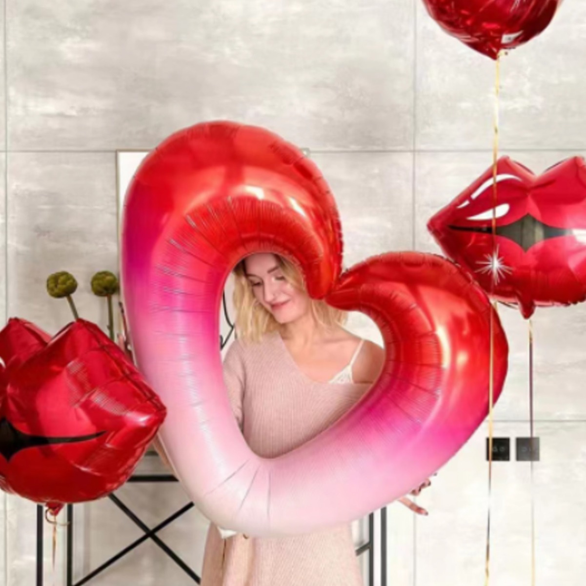 Wholesale of large gradient floating heart-shaped gradient balloons for cross-border Valentine's Day wedding proposal scene decoration Specification image
