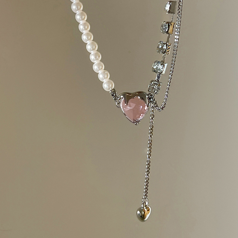 Pink heart-shaped pearl tassel patchwork necklace, a light luxury and niche design for women, a sweet and cool collarbone chain, a popular online necklace Specification image