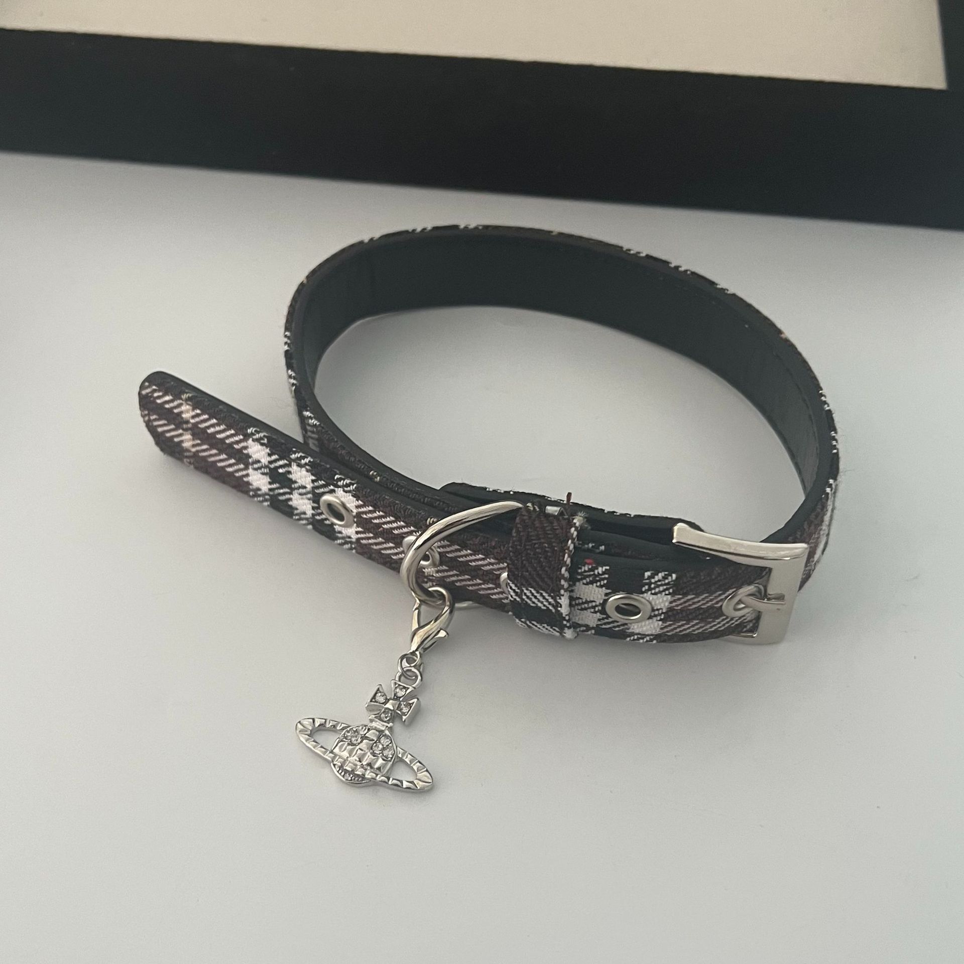 JK style patterned choker collar, hot girl black and red checkered collar, women's niche high-end collar, sweet and cool spicy necklace Item Picture
