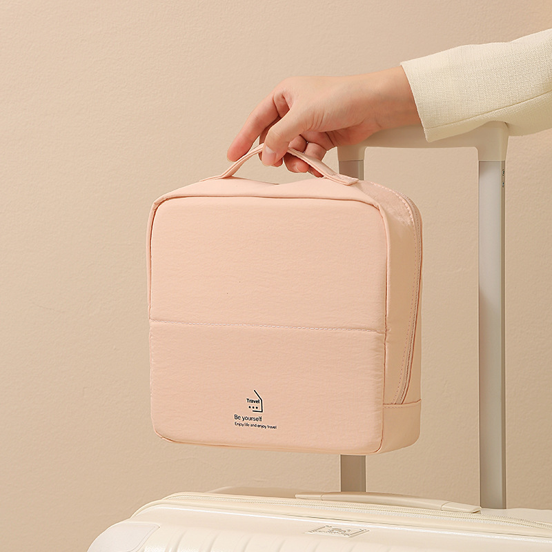 Folding makeup bag, large opening, standing, large capacity, waterproof cosmetics storage bag, office desktop organizing bag, pen case details Picture
