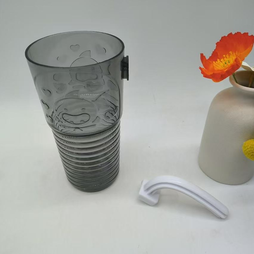 Cold water spout cup, beverage juice pot, plastic bar striped pot, high-temperature resistant and shock-resistant, cold water kettle, cup spout cup Specification image