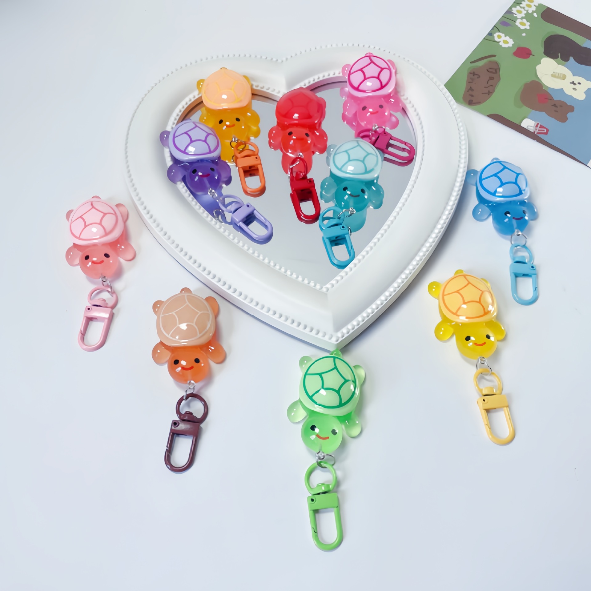 Hot resin luminous turtle keychain, colorful luminous turtle pendant, bag decoration, best friend and couple gift Specification image