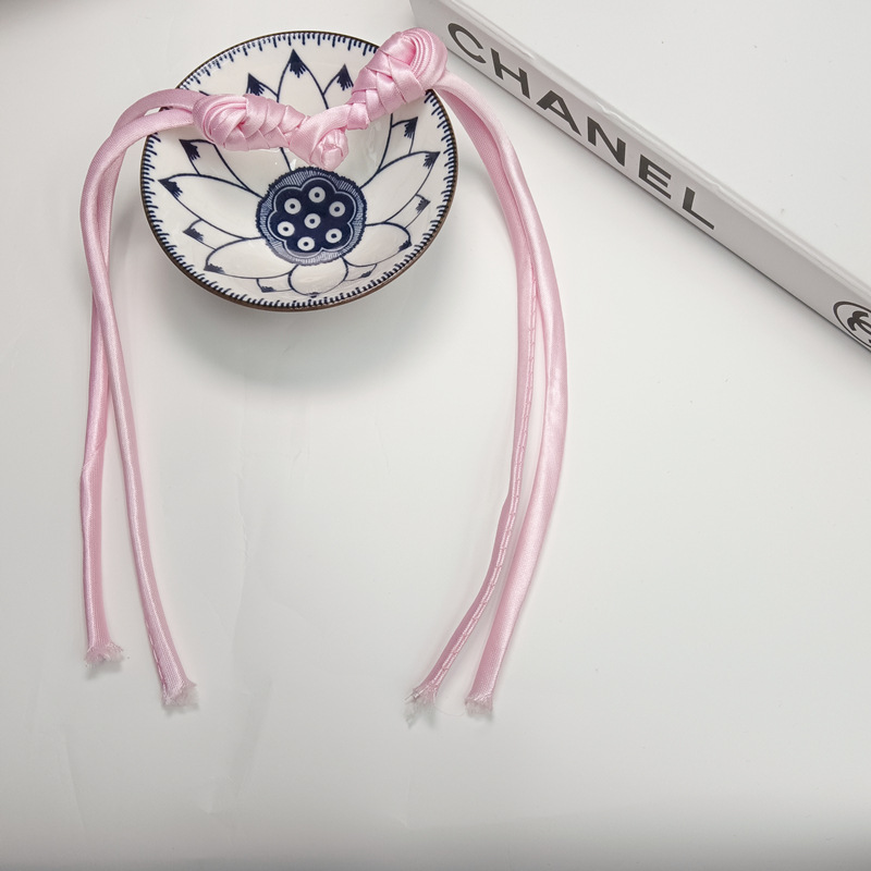 In-stock cheongsam button, retro Chinese-style clothing, handcrafted Chinese-style long tail pipa button, Tang suit evening dress button Specification image