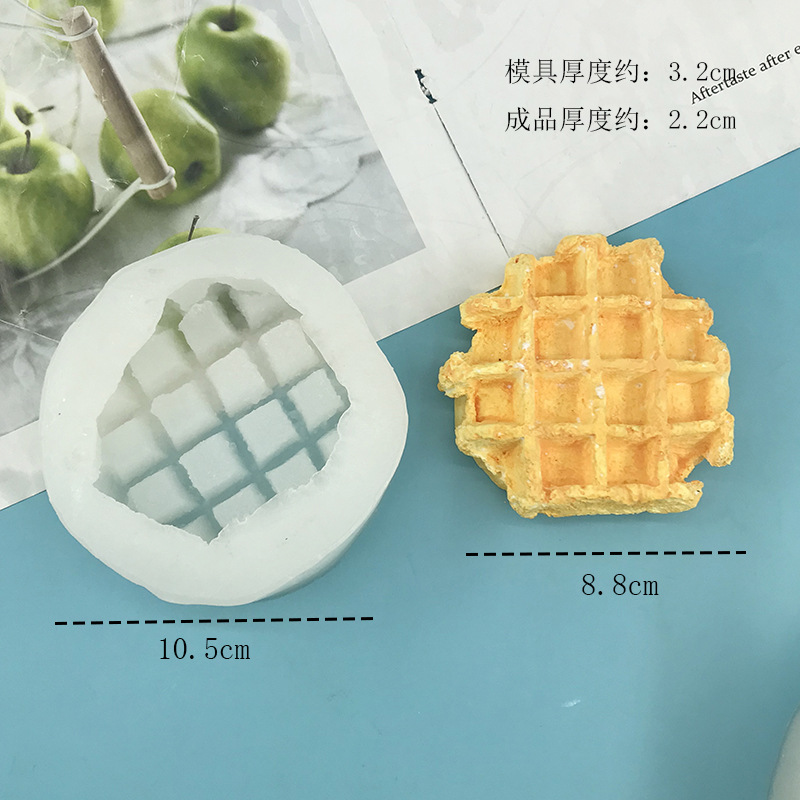 Folding Waffle Round Waffle Triangle Waffle Silicone Mold Hand Turn Mold Chocolate Baking Mold Application Scenario