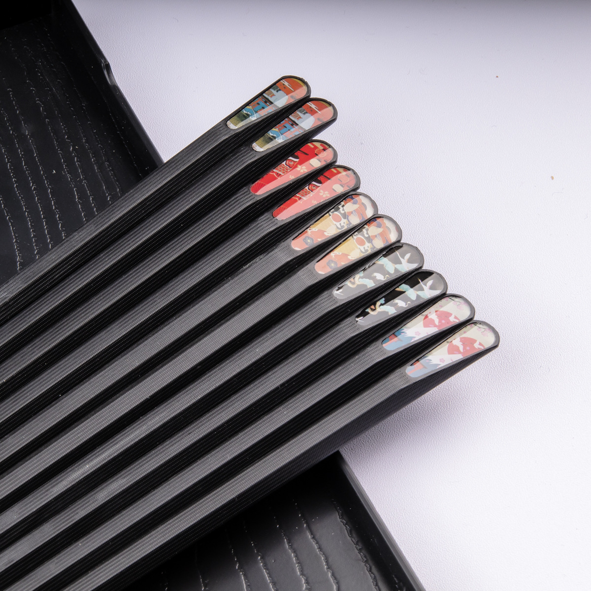 Pointed-pointed Japanese-style chopsticks made of alloy, one per person, household serving, fingernail chopsticks for cooking, sushi restaurants, DIY wholesale available details Picture
