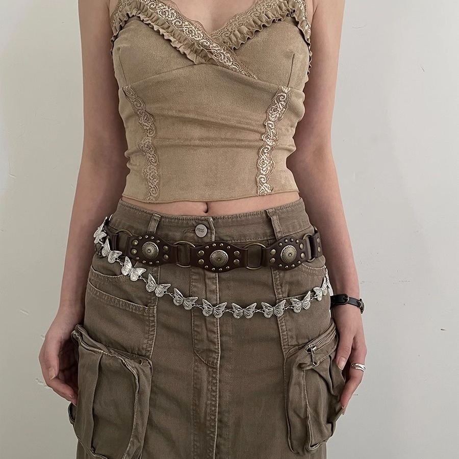 Western Cowboy Belt Women 2024 New American Retro Brown Riveted Belt All-Match Jeans With Ins Style Application Scenario