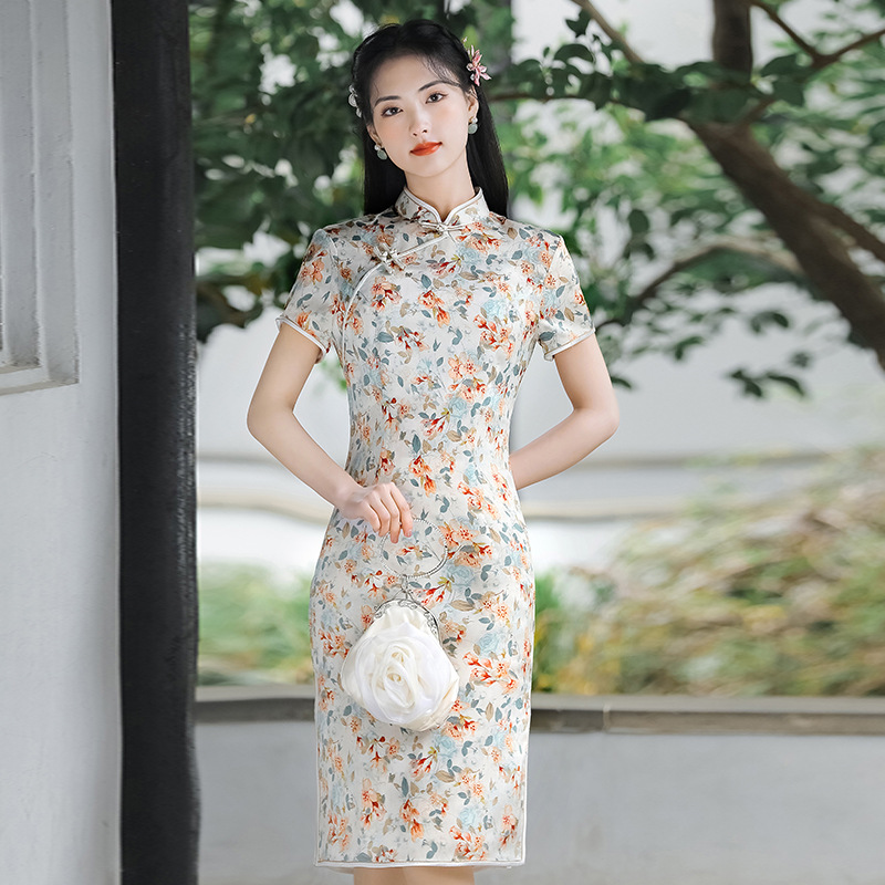 旗袍年轻款高端气质改良长款素雅少女浅色雪纺2022年春夏新款批发