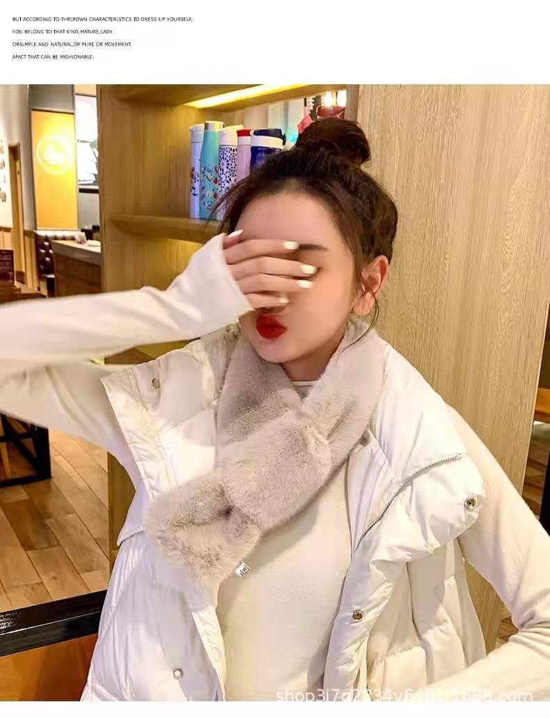 Women's autumn and winter Korean-style imitation rex rabbit fur knitted popular scarf, 2020 new double-sided plush neck cover Application Scenario