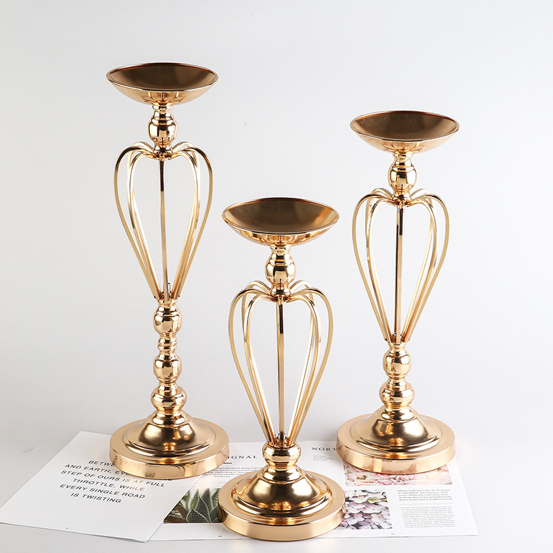 Wedding Props Golden Love Road Leading To The Main Table Flower Wedding Shop Opened Iron Twist Candlestick Decoration details Picture