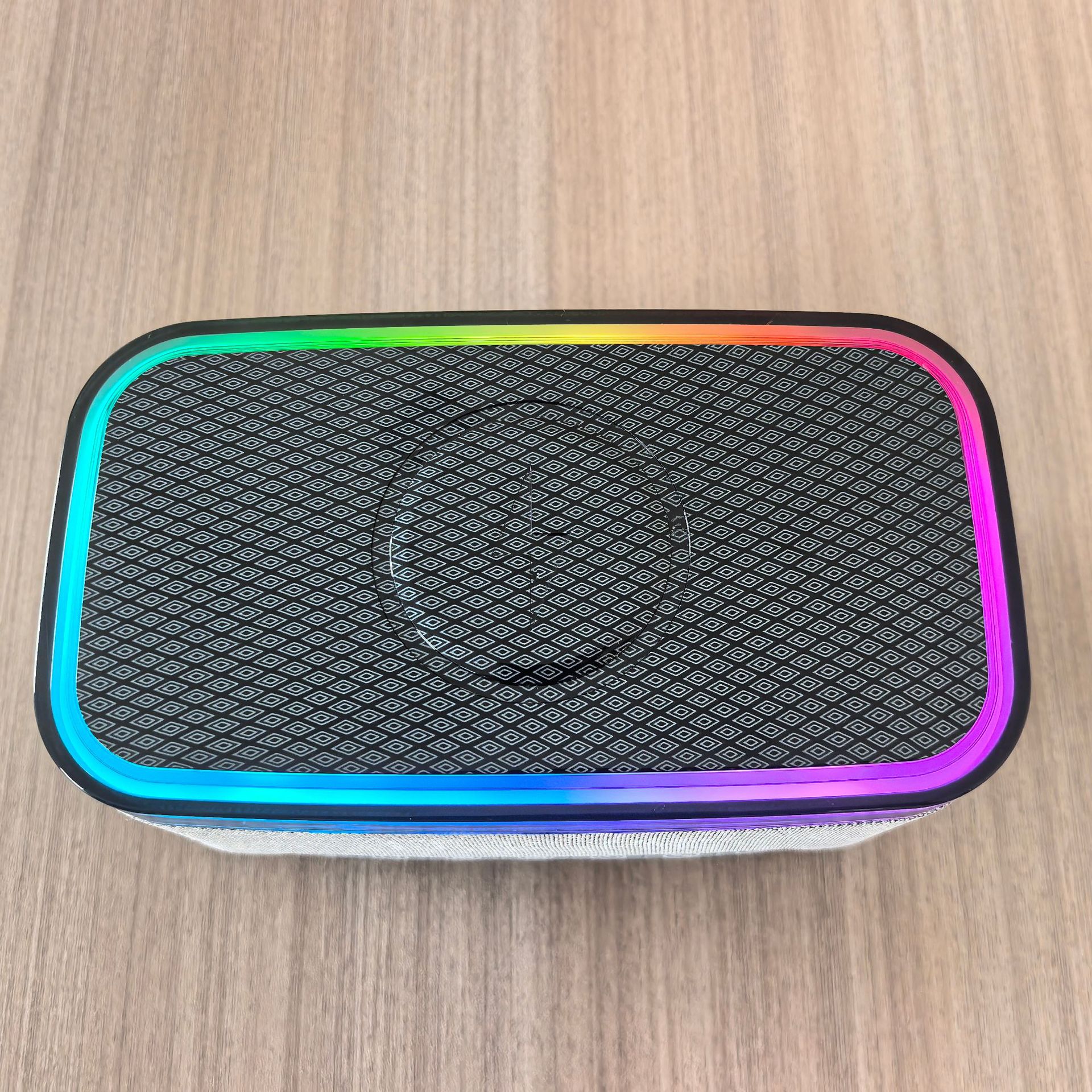 The new S300 desktop smart speaker features a night light, digital clock, alarm setting, 15W wireless charging and Bluetooth speaker pic 1