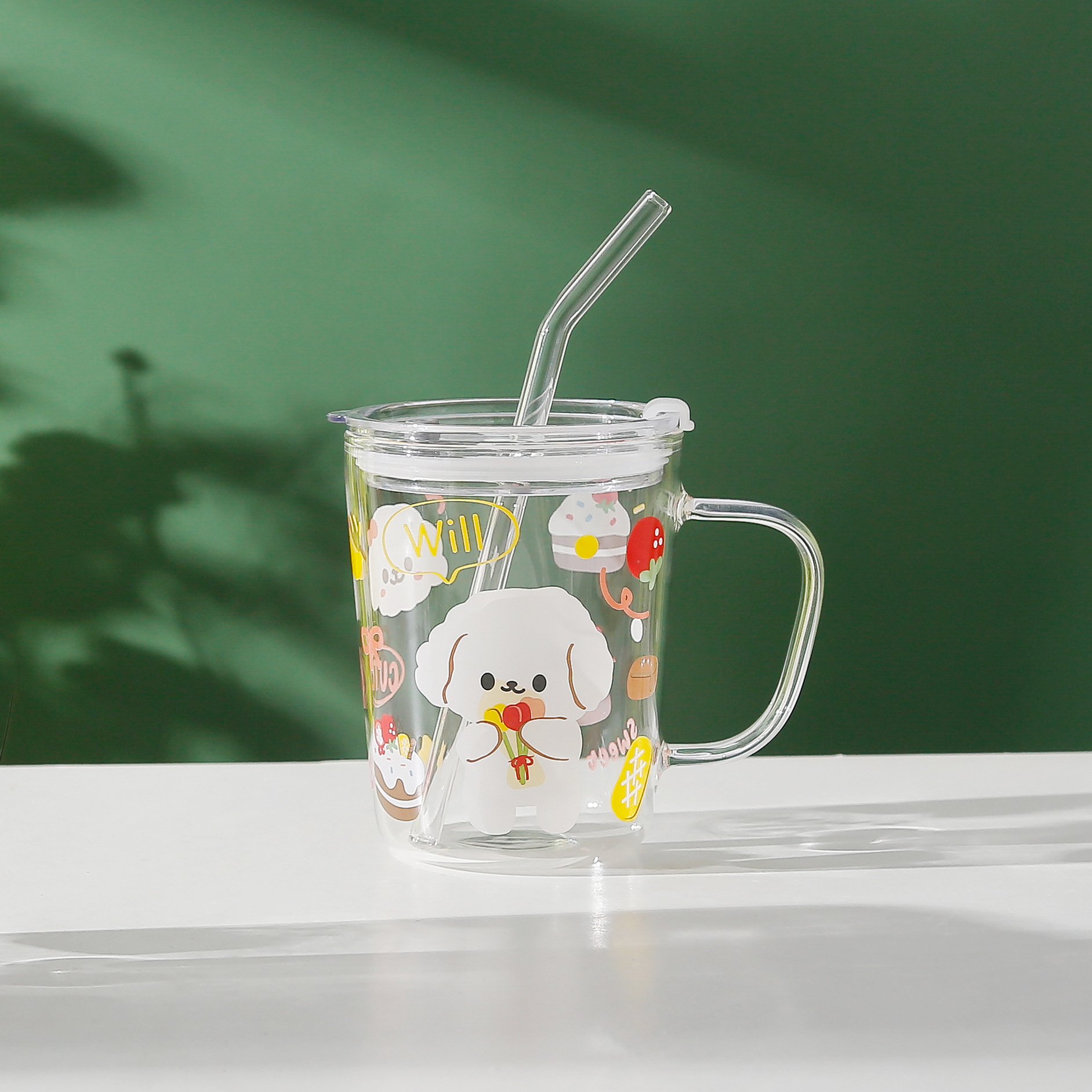 Cartoon bear water cup, high-temperature resistant cup, high appearance level, internet-famous glass cup, ins style, water cup with lid and straw Application Scenario