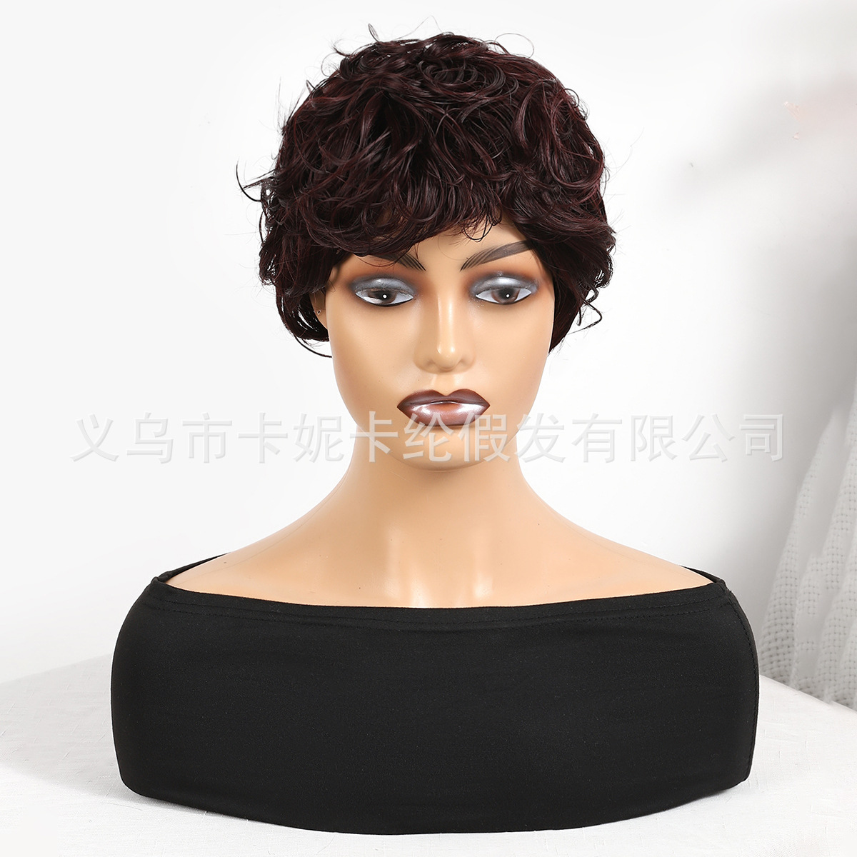 Short, machine-made synthetic fiber wig with a Bob hairstyle for curvy women, available for wholesale in stock. NK0034