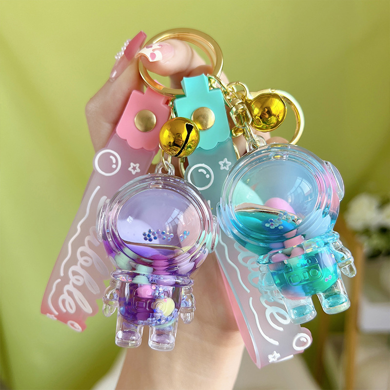 Luminous acrylic oil sugar bean astronaut astronaut keychain, exquisite and cute sand pendant supply Specification image