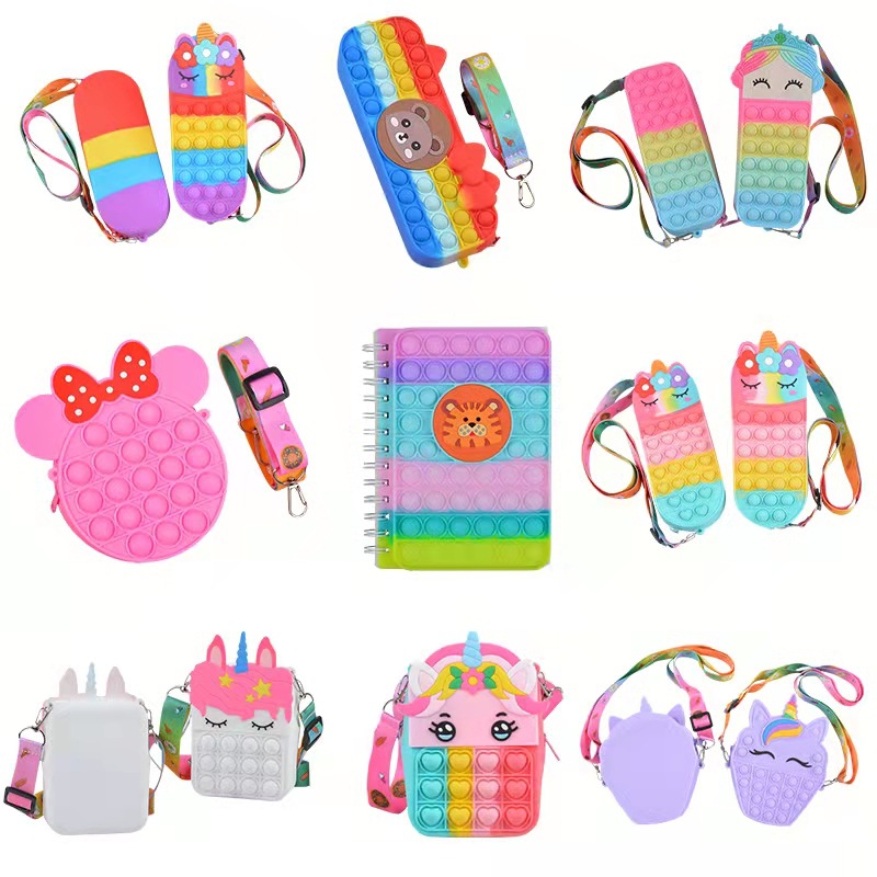 Wholesale of over 100 styles of Rat Pioneer crossbody bags, Rat Pioneer notebooks and wristbands, and Rat Pioneer educational toys