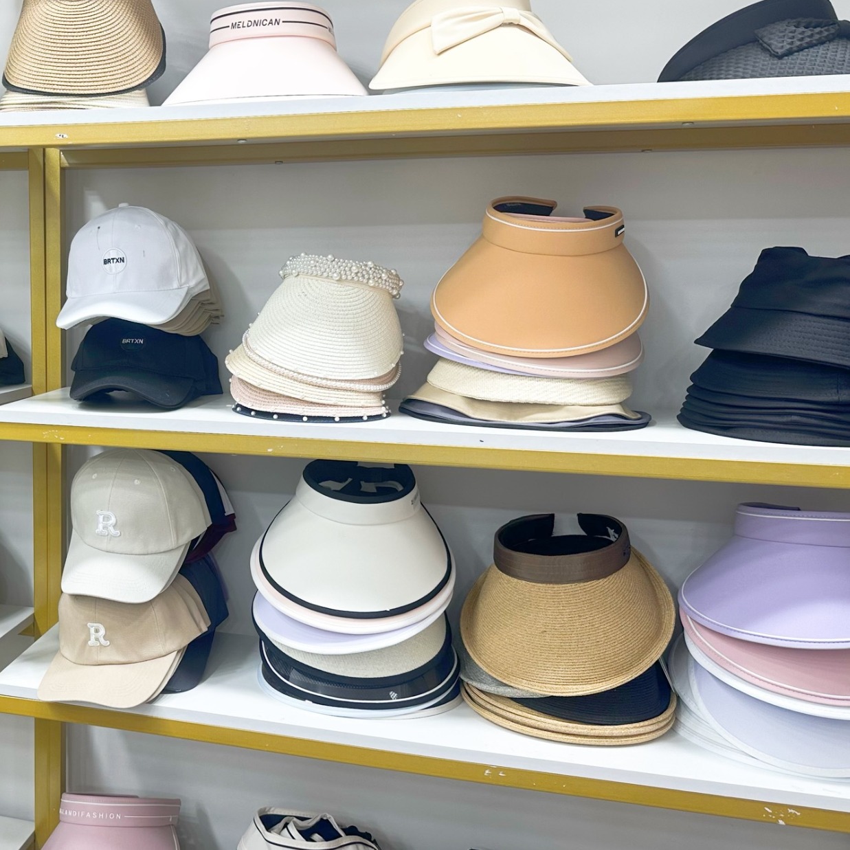 Hat stalls wholesale night market physical high quality visor stock Winter hat processing fisherman hat samples