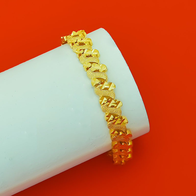 Chuangmei Jewelry's frosted car flower heart-shaped bracelet is a rare and retro style heart-shaped copper gold-plated jewelry for girls. Wholesale details Picture