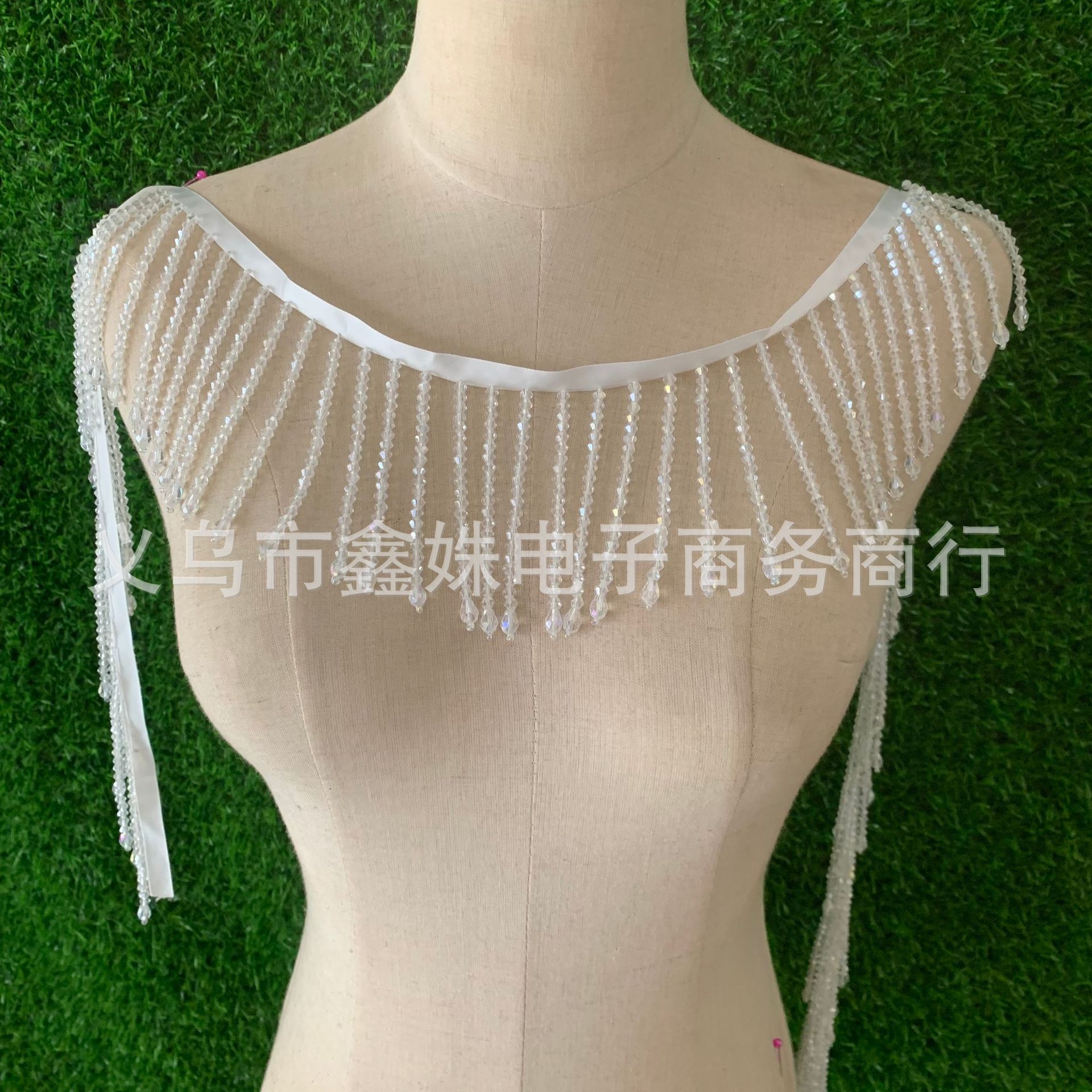 Best-selling crystal tassel clothing, dance costumes, lace tassel beads Application Scenario