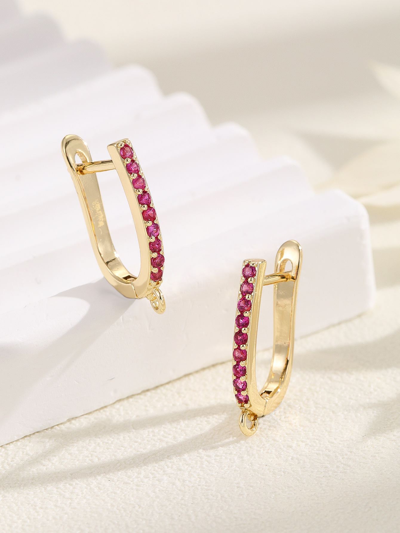 Amazon's popular and fashionable colored zircon ear buckles with micro-inlaid geometric ear rings, cross-border style, simple and individual earrings Application Scenario