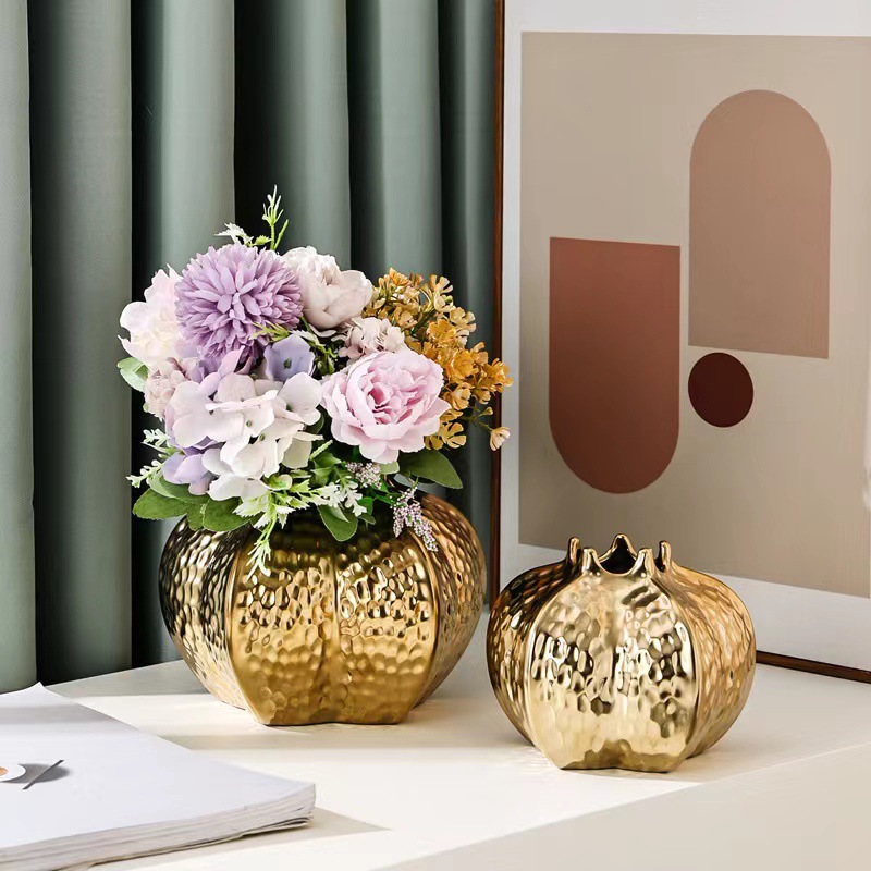 Artistic vase, electroplated creative gold ceramic open vase, hotel restaurant model room, wedding living room, coffee table, vase decoration details Picture
